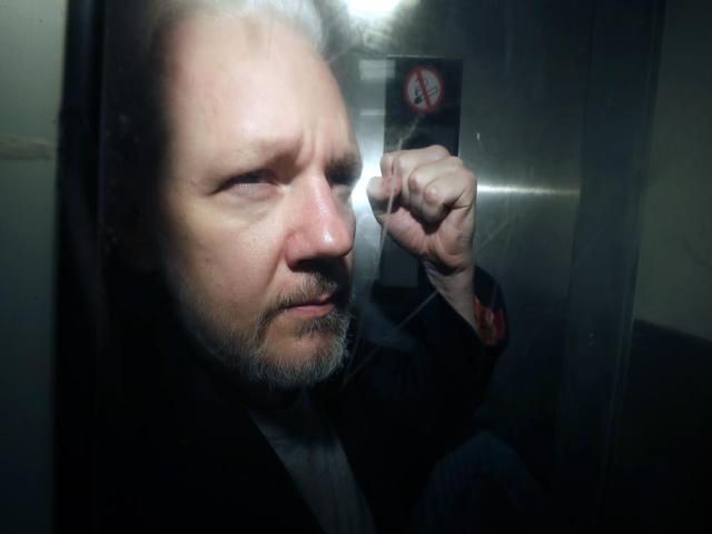 Assange wins first stage in effort to appeal US extradition news